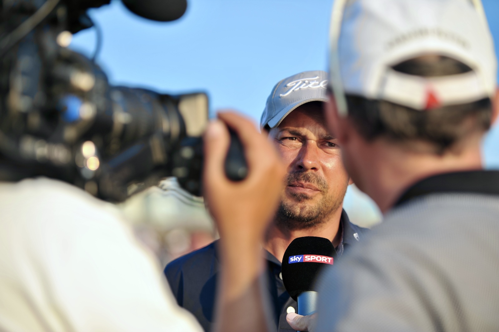 Golflehrer Jan Förster im Sky-Interview, wechselt nach Hanau