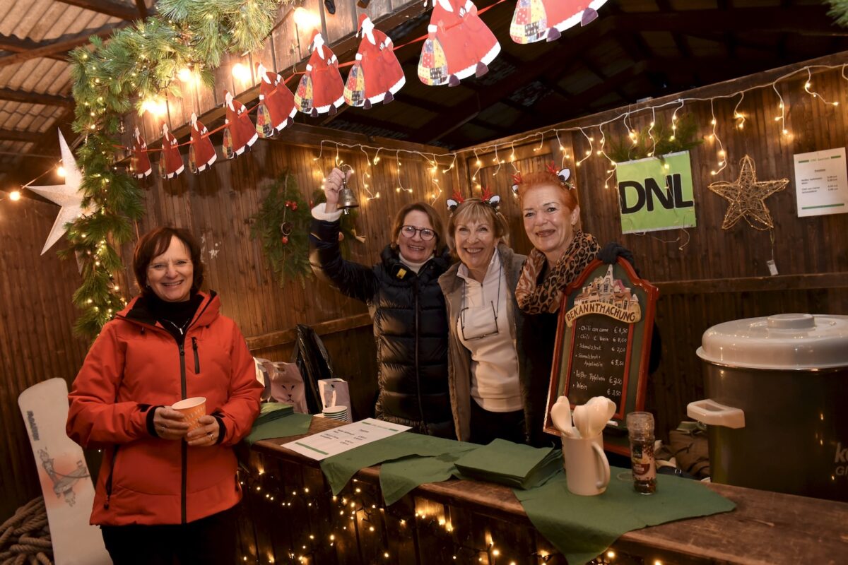 Golf Weihnachtsmarkt Hof Hausen
