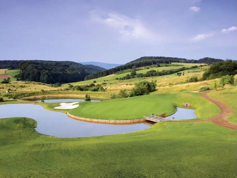 Das Drachenfest hat den Golfclub Waldeck von seinem Golfplatz verdrängt
