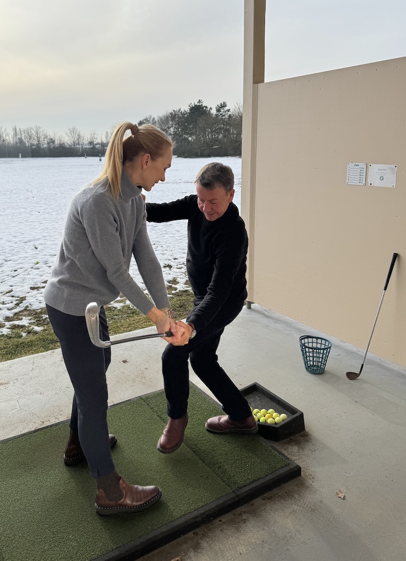 Goflehrer David Howard im Golf-Club Main-Taunus