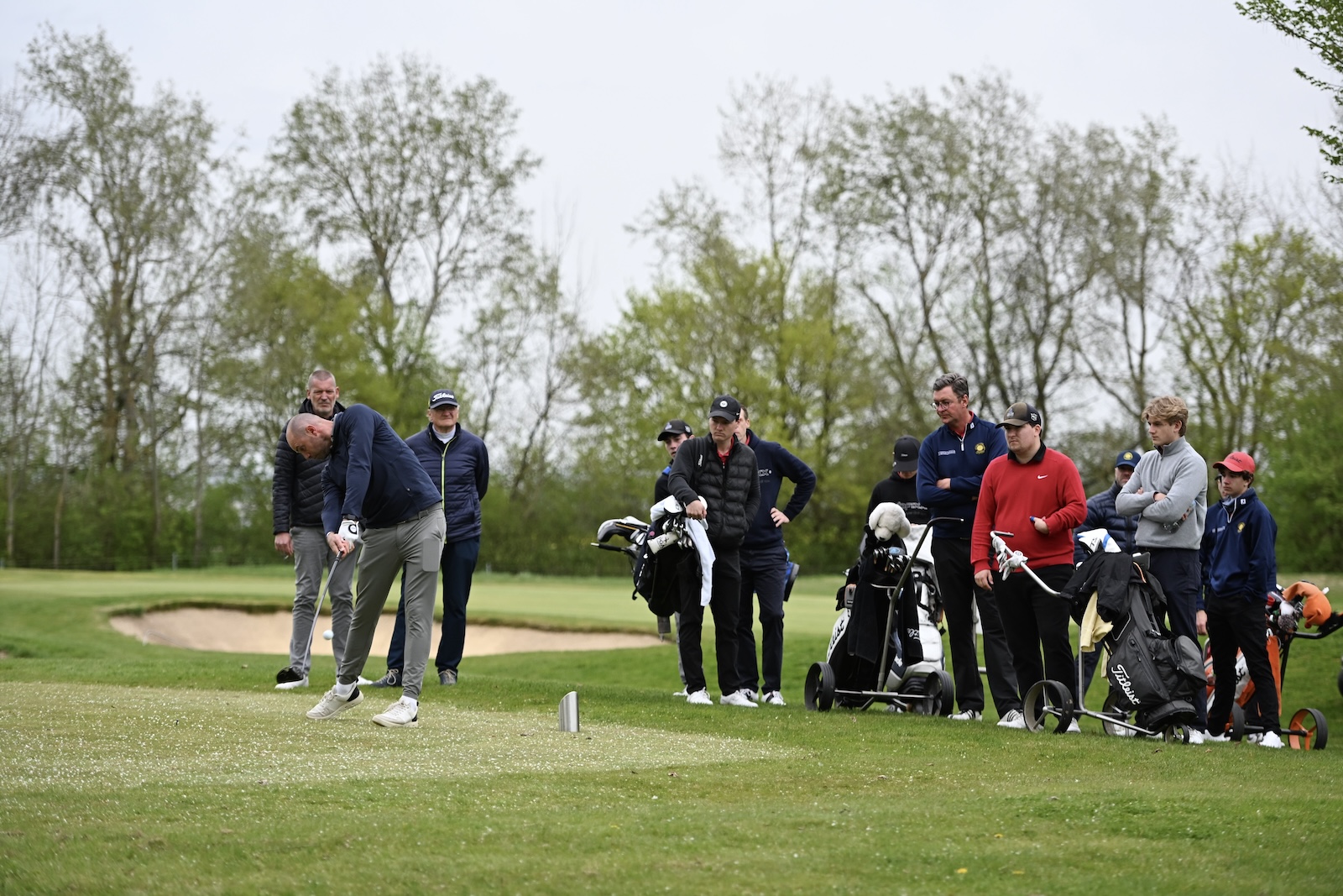 Bernd Ritthammer im Golf-Club Hof Hausen vor der Sonne